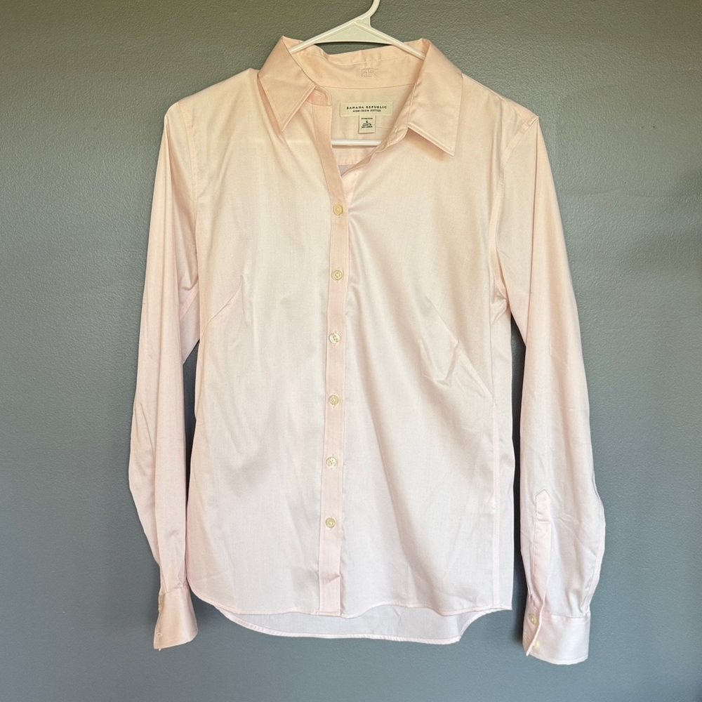 Banana Republic Soft Pink Dress Shirt